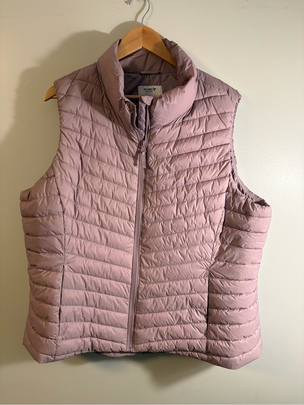 Old Navy Active Dusty Pink Puffer Vest